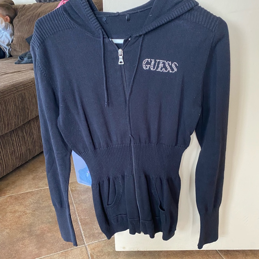 Women’s Guess black sweater hoodie